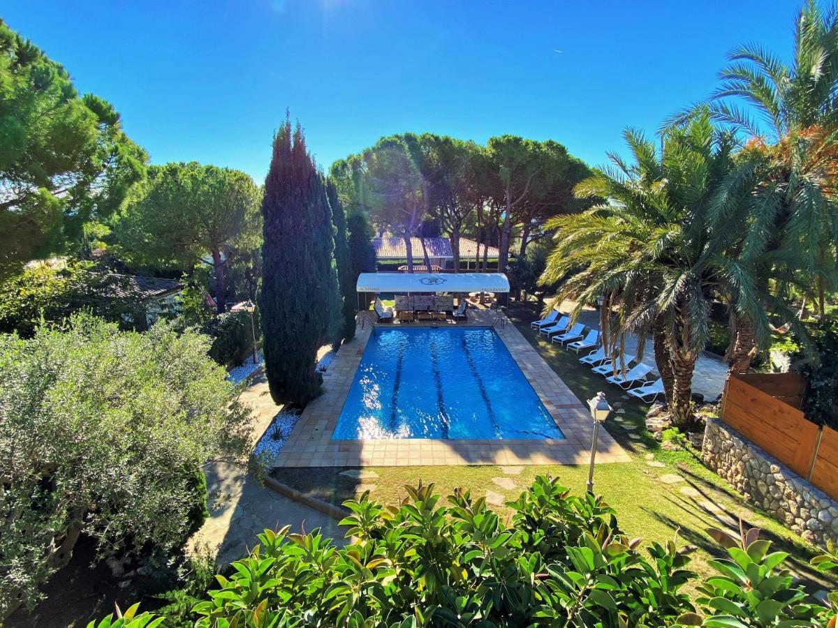 Villa Sitges El Ranch Amaizing Outdoor Areas Beaches At 5 Minutes Walk Sitges At 15 Min Drive Ac Pool Jacuzzi & Garden Xxl Calafell Exteriér fotografie