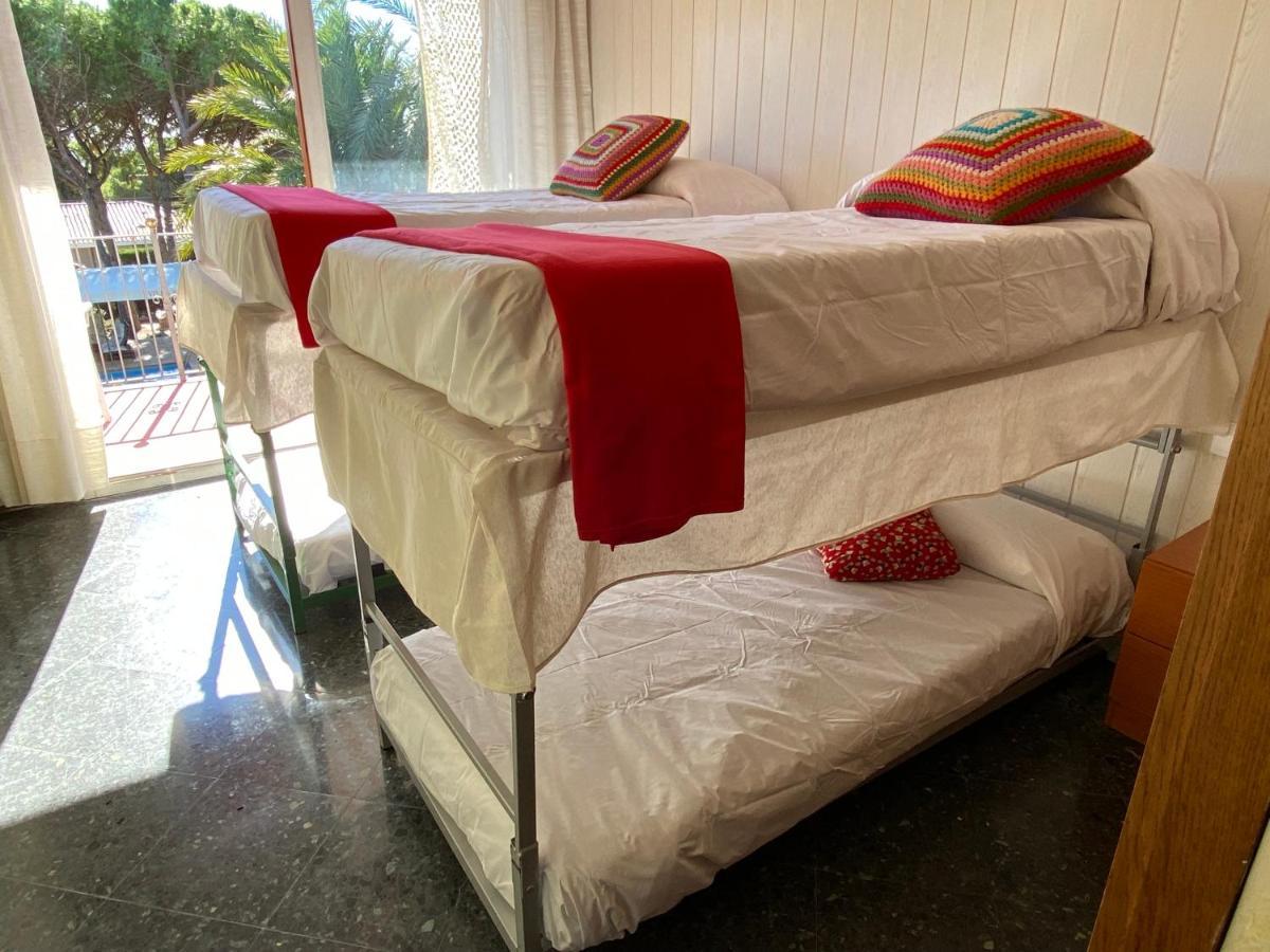 Villa Sitges El Ranch Amaizing Outdoor Areas Beaches At 5 Minutes Walk Sitges At 15 Min Drive Ac Pool Jacuzzi & Garden Xxl Calafell Exteriér fotografie